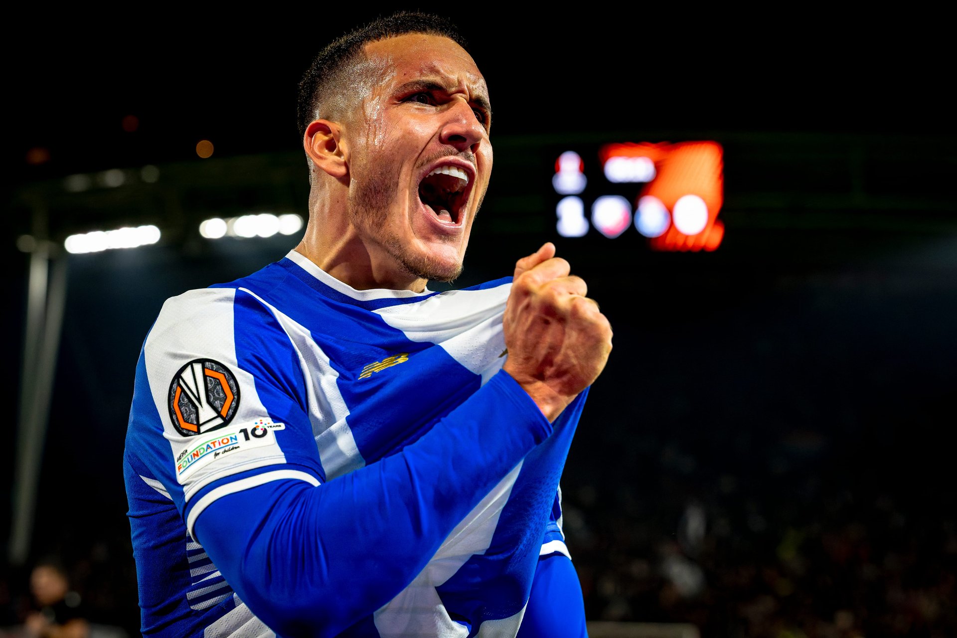 Galatasaray quer Deniz Gül por 20 M€